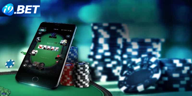 Đoán bài trong game Poker